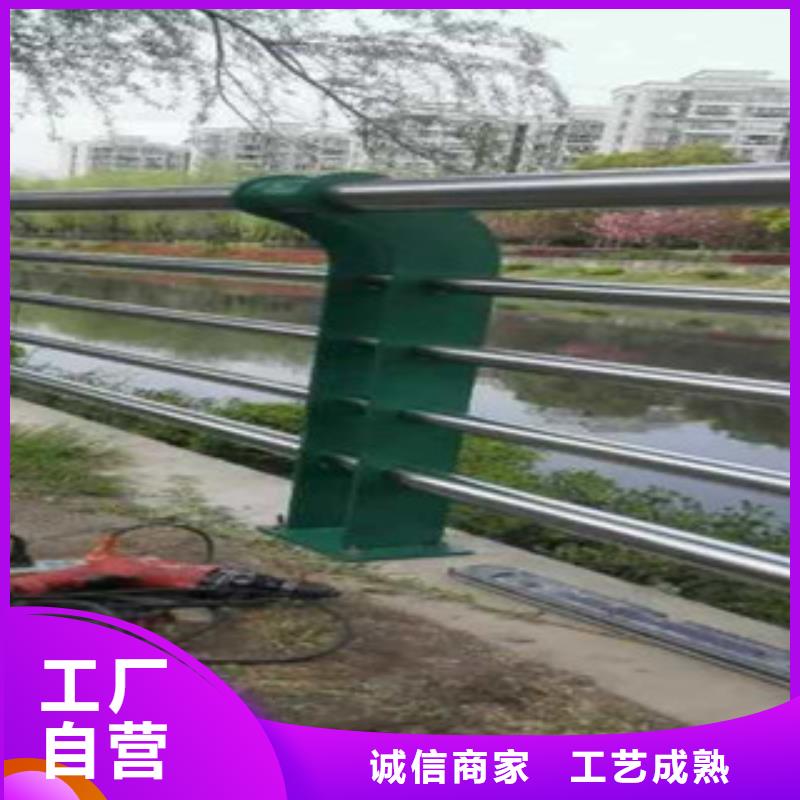 景观木纹护栏-道路防撞护栏实力优品快速报价