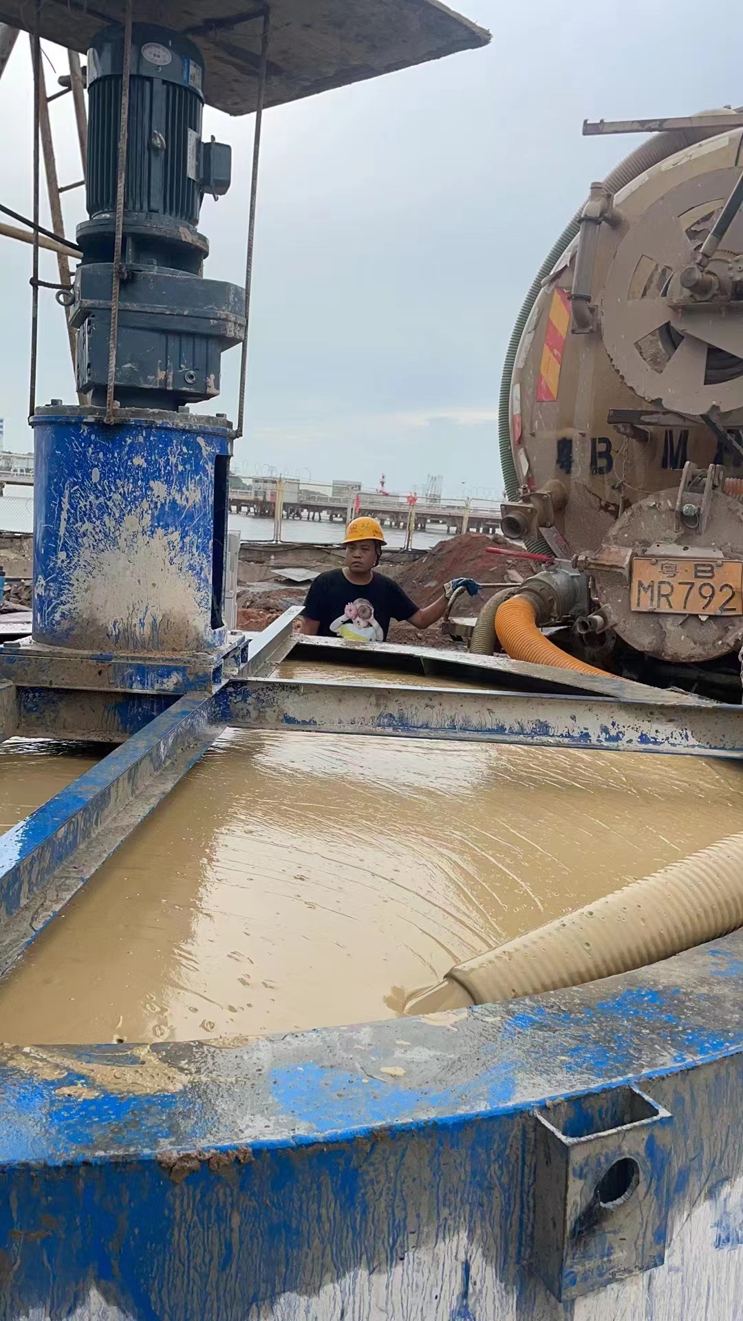 桥梁防水涂料施工建筑修缮防水防腐翻新报价